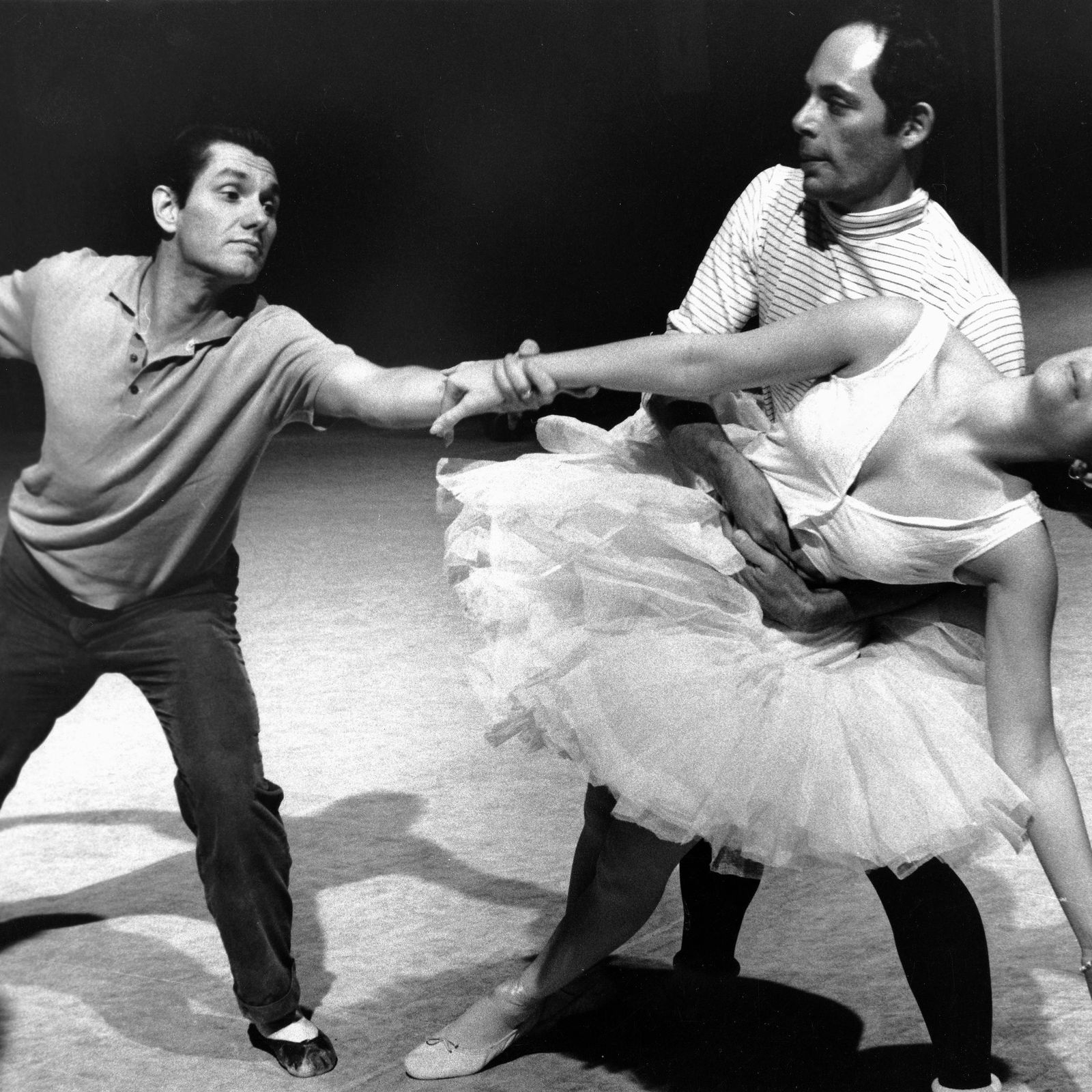 Tres ejercicios de barre para afinar la cintura y tonificar el abdomen