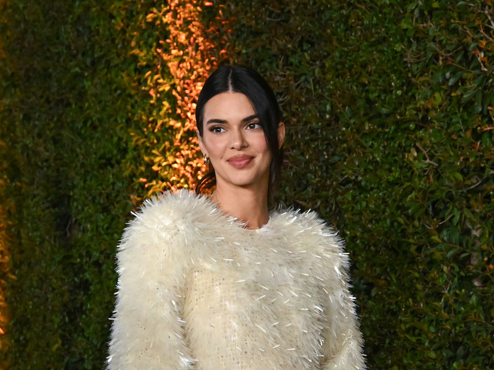 Kendall Jenner de fiesta con unos leggings con estribo o la tendencia que no vimos venir