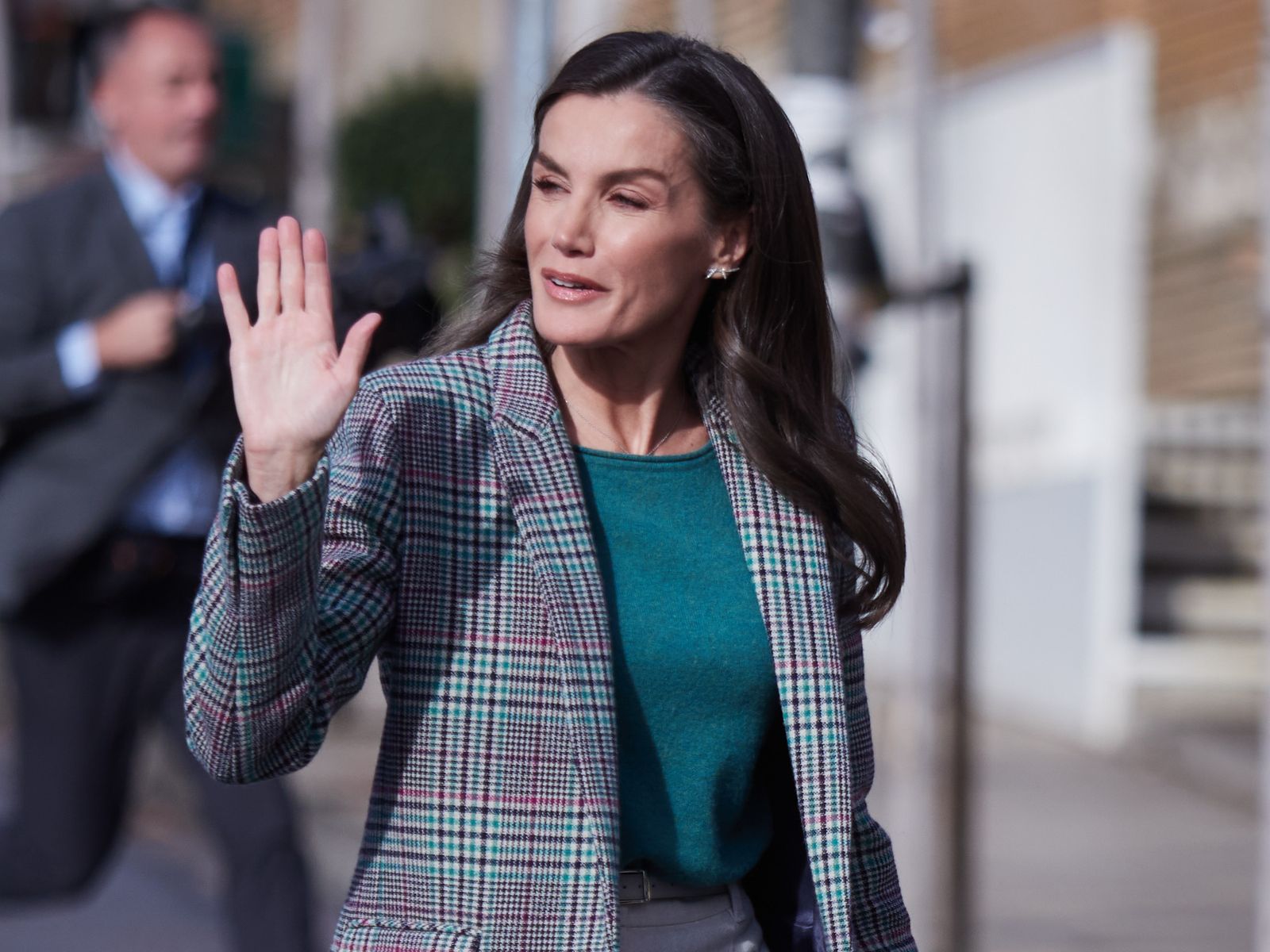 Letizia Ortiz y la americana de cuadros que viste más que un abrigo