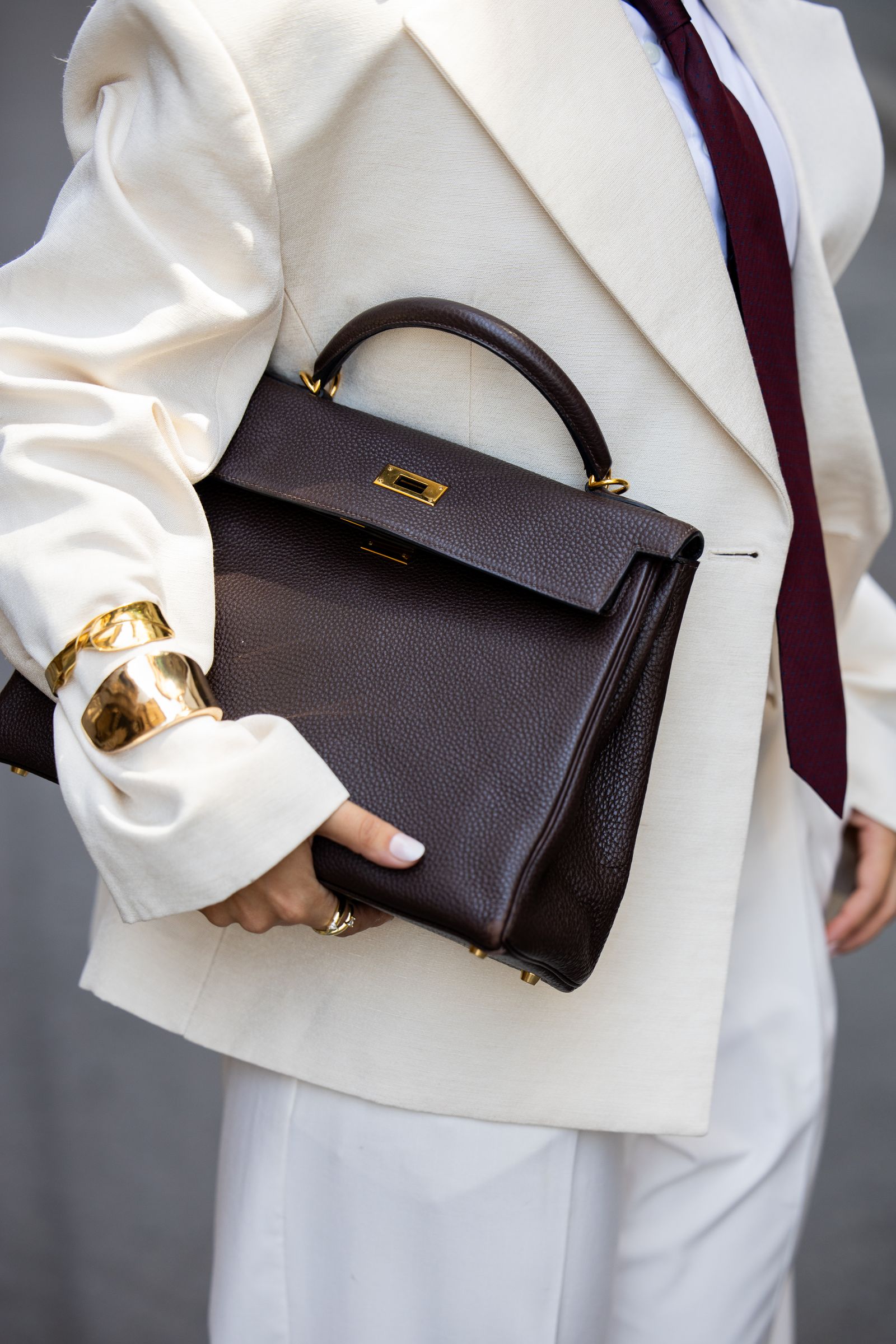 La manicura ‘Cloud Dancer combina con todos los estilos.