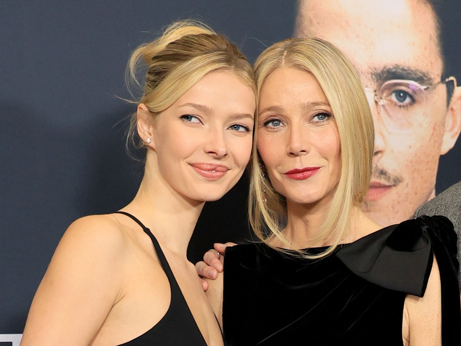 Apple Martin y otros 8 ‘nepo babies’ que tomaron prestados los looks de alfombra roja de sus madres